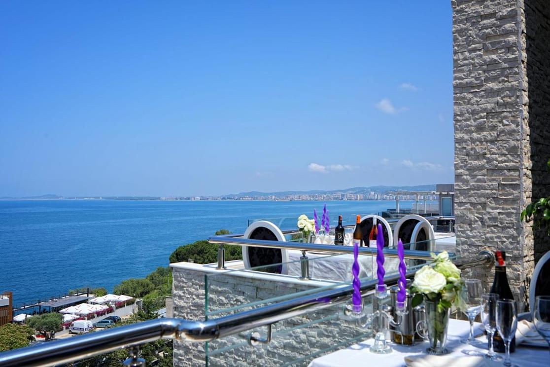 Aler Luxury Vlore Hotel Ngoại thất bức ảnh