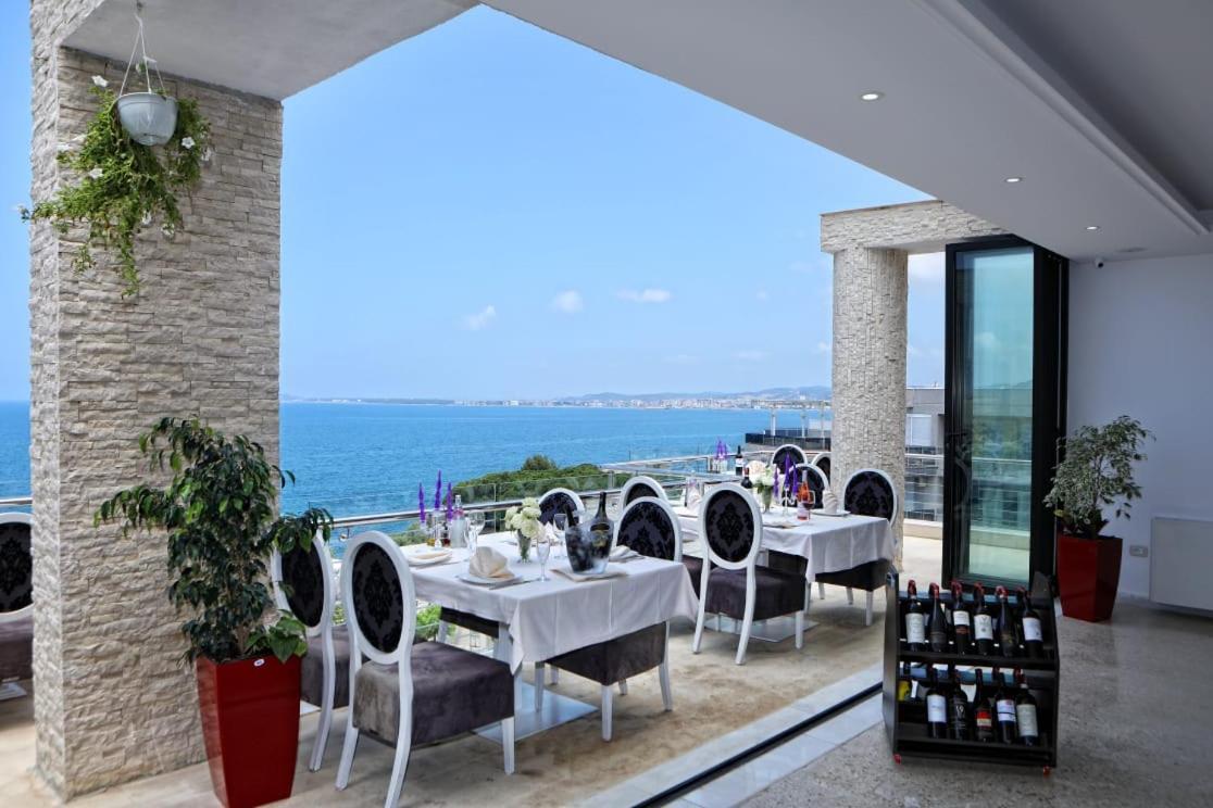 Aler Luxury Vlore Hotel Ngoại thất bức ảnh